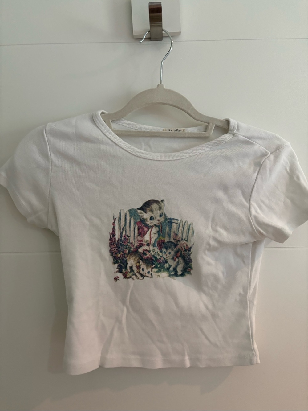 Brandy Melville Cream Ribbed Neck Tee